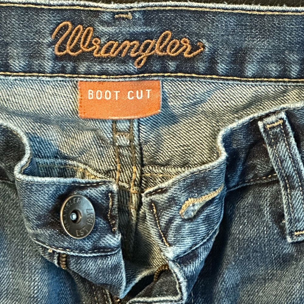 Wrangler Boot Cut 34x32